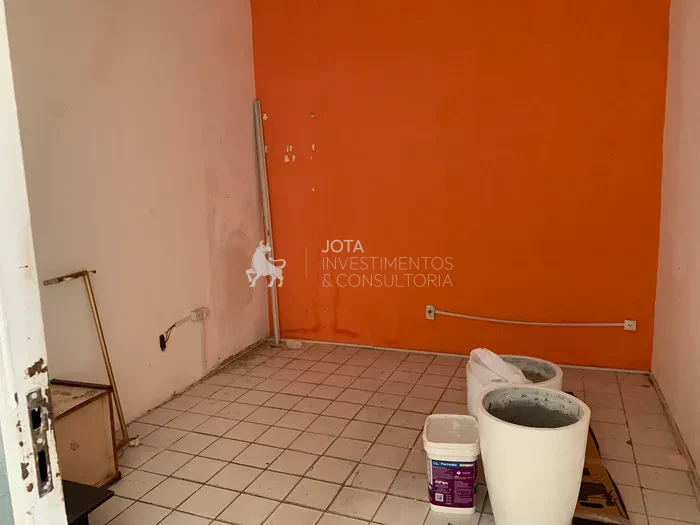 Locação de Comercial / Loja em galeria na praia de iracema na cidade de Fortaleza [loja 06]